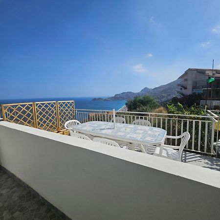 Apartamento Nuova Casa Giulia Letojanni Exterior foto
