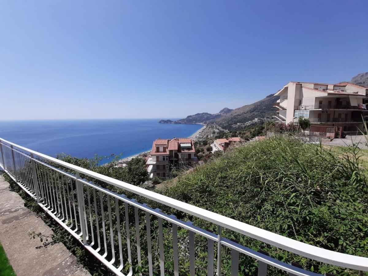 Apartamento Nuova Casa Giulia Letojanni Exterior foto