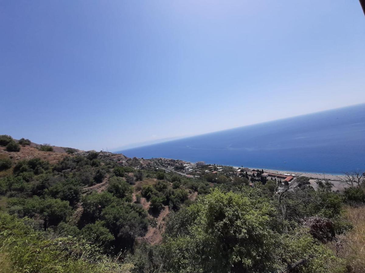 Apartamento Nuova Casa Giulia Letojanni Exterior foto