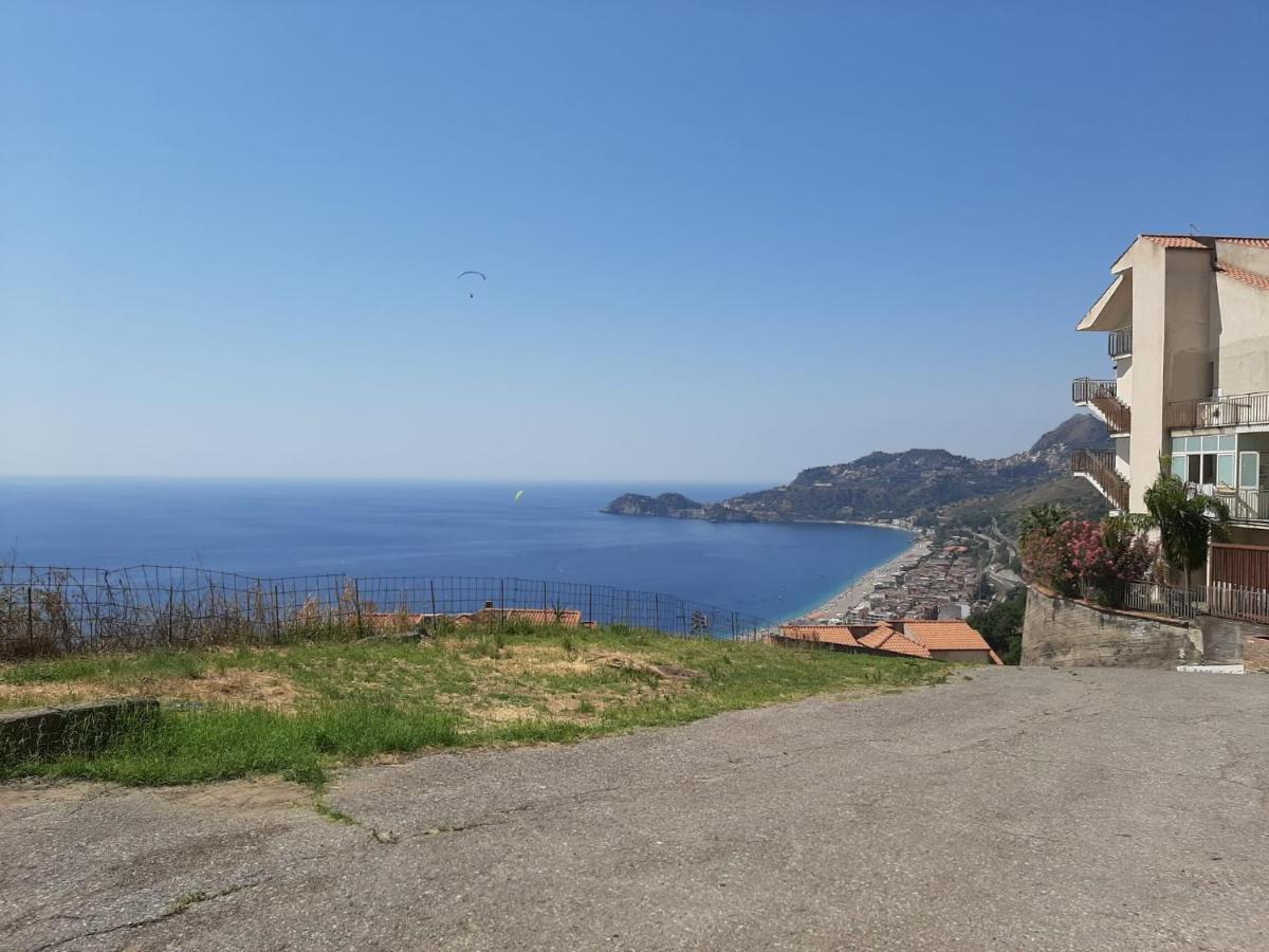 Apartamento Nuova Casa Giulia Letojanni Exterior foto